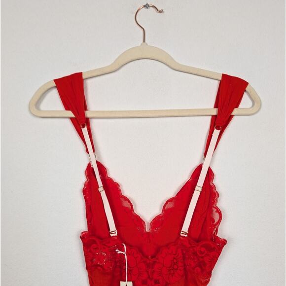 NWT We Are HAH Hot As Hell Red Lace Bodysuit Size S - Picture 5 of 9